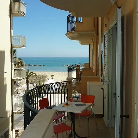 Appart hôtel Beaurivage 3*
